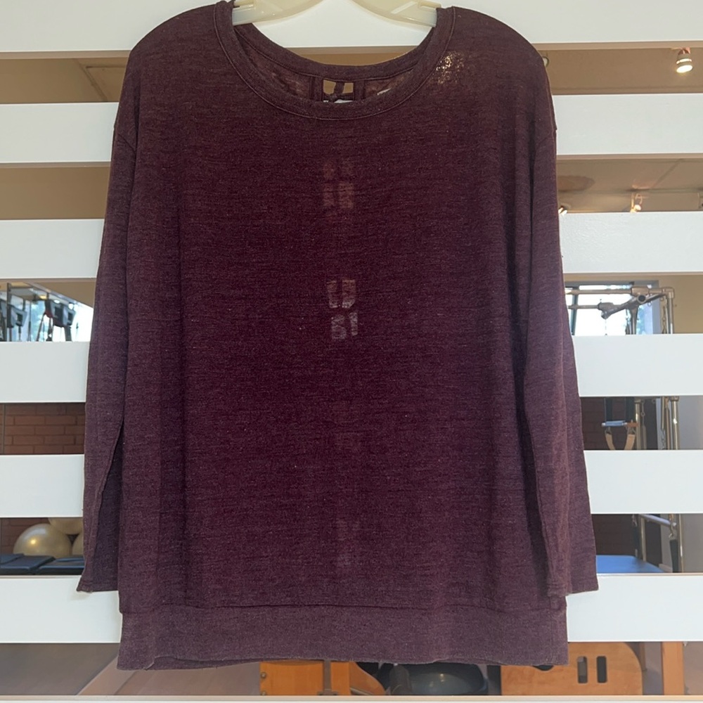 NWT CHASER LONG SLEEVE TOP